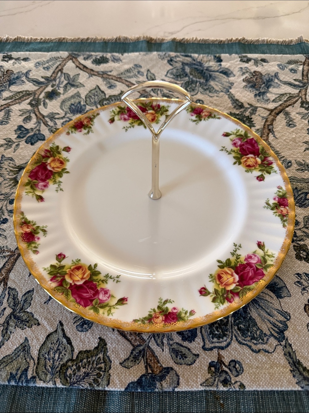 Made in England Royal Albert Old Country Roses Single Tier Tray